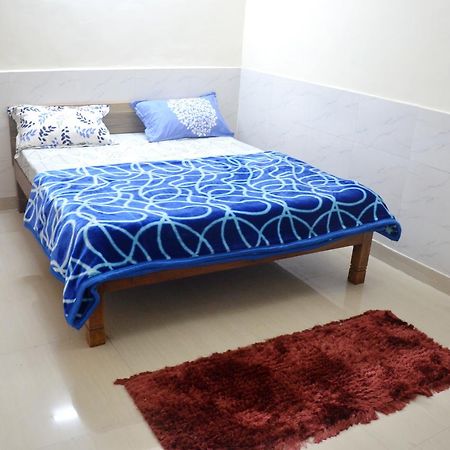 Shiv Shakti Guest House Большая Нойда Экстерьер фото