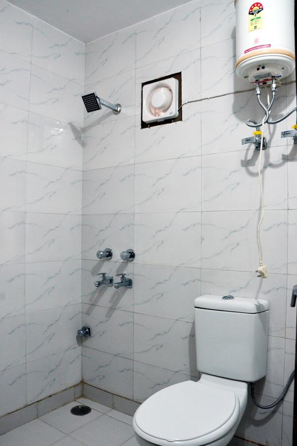 Shiv Shakti Guest House Большая Нойда Экстерьер фото