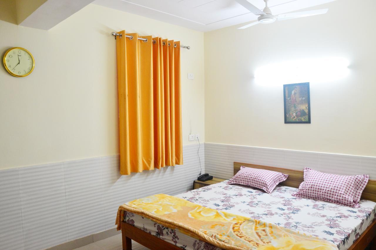 Shiv Shakti Guest House Большая Нойда Экстерьер фото
