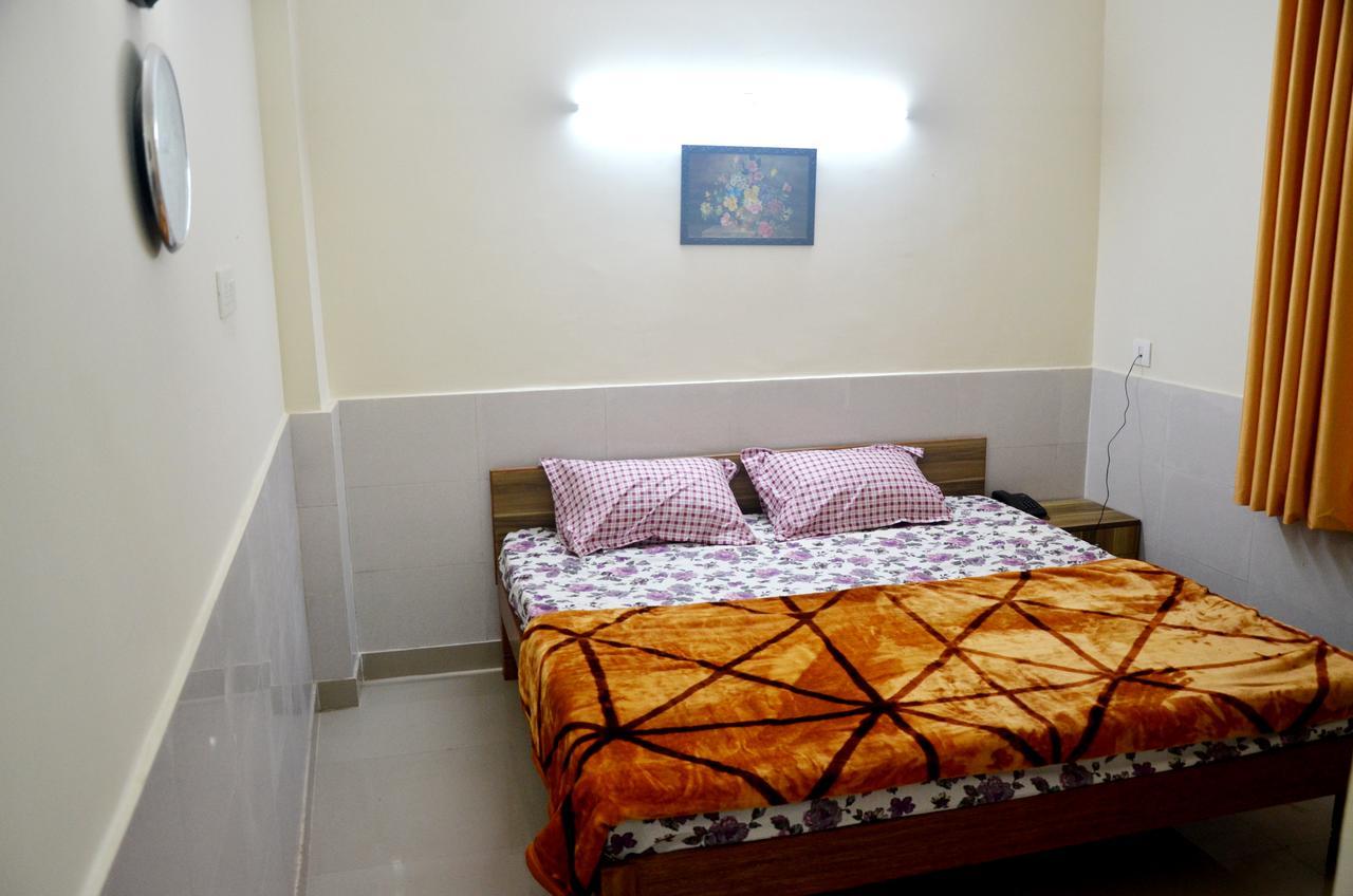 Shiv Shakti Guest House Большая Нойда Экстерьер фото